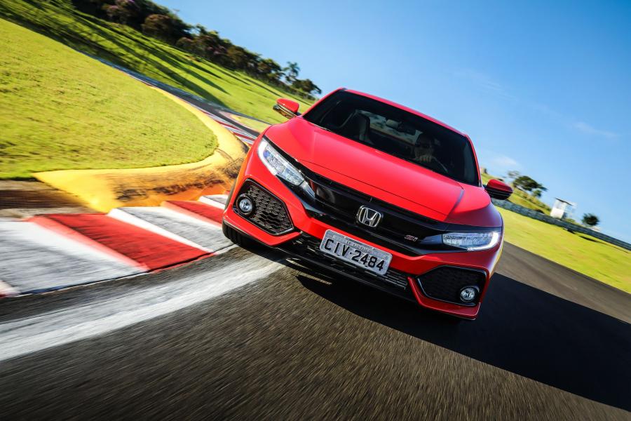  Honda Civic Si Coupe (FC3) 2018 года  (LA) (фото 6 из 20)